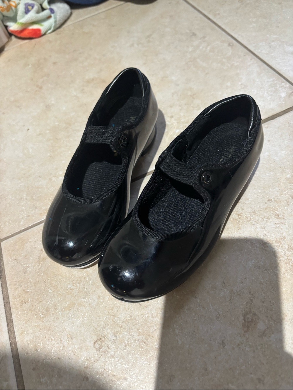 Black Patent children’s tap shoes